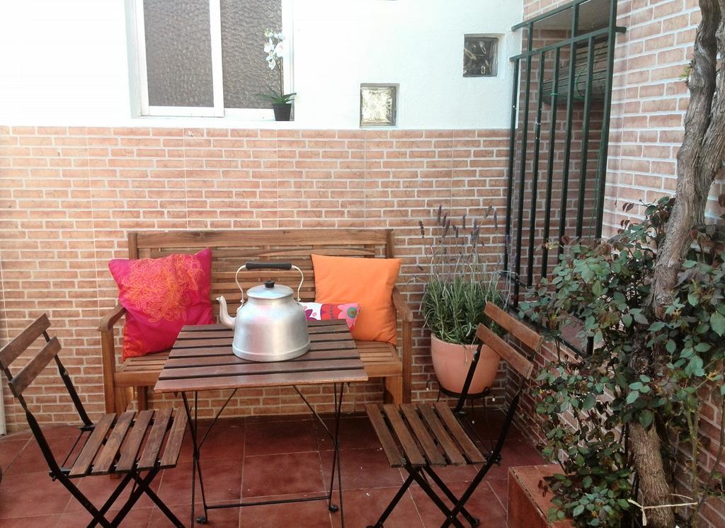 Villa Nido Menas Torrejón el Rubio Exterior foto